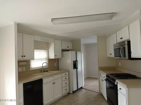 151 Deer Rd, Hubert, NC 28539 photo 3