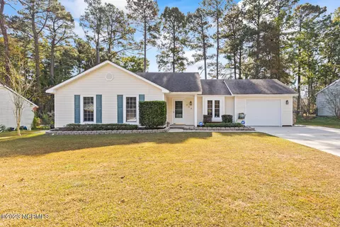408 Mark Ln, Jacksonville, NC 28546