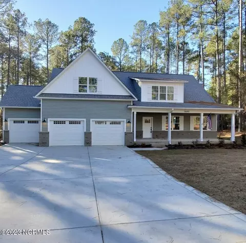 16640 Forest Fern Ct, Wagram, NC 28396