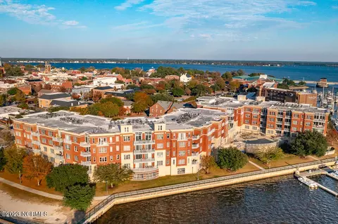 423 Sky Sail Blvd, New Bern, NC 28560