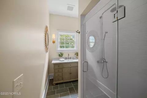 202 E 2nd St, Washington, NC 27889 photo 29