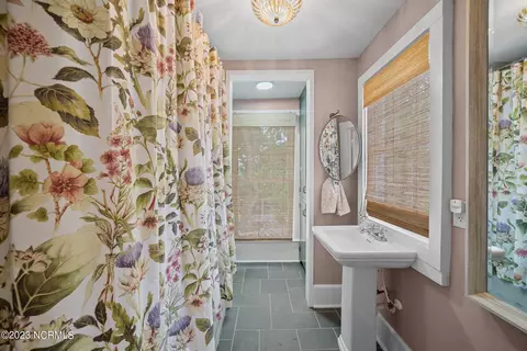 202 E 2nd St, Washington, NC 27889 photo 62