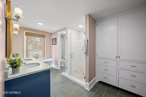 202 E 2nd St, Washington, NC 27889 photo 45