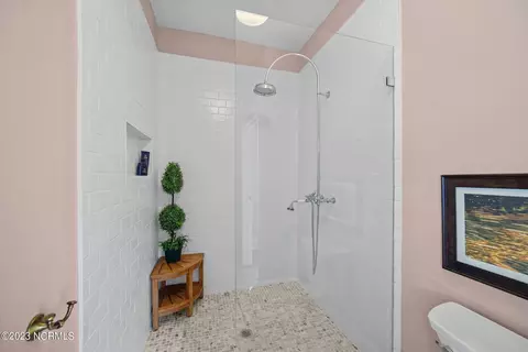 202 E 2nd St, Washington, NC 27889 photo 60