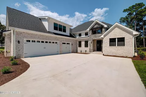 134 Pine Needle Dr, Hampstead, NC 28443 photo 5