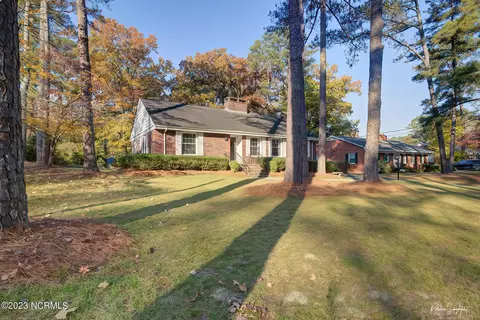 715 Cumberland Cir, Rockingham, NC 28379