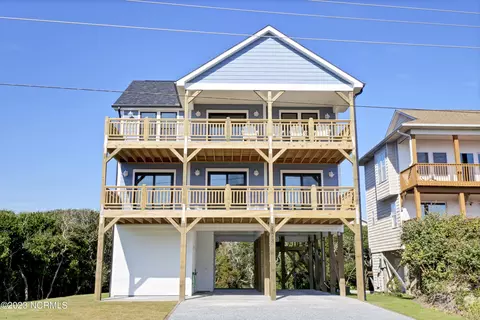 428 N Anderson Blvd, Topsail Beach, NC 28445