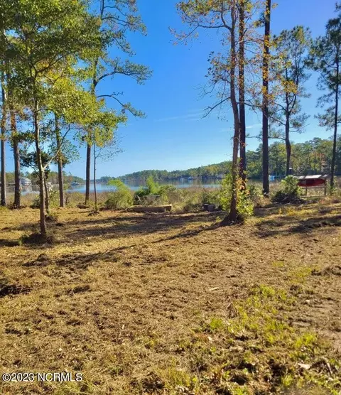 12 Shore Dr E, Oriental, NC 28571 photo 11