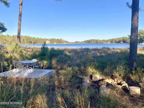 12 Shore Dr E, Oriental, NC 28571 photo 5