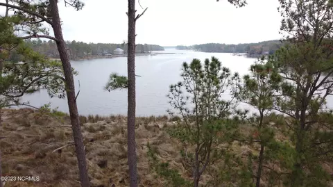 12 Shore Dr E, Oriental, NC 28571 photo 16