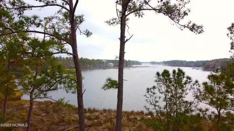 12 Shore Dr E, Oriental, NC 28571 photo 18