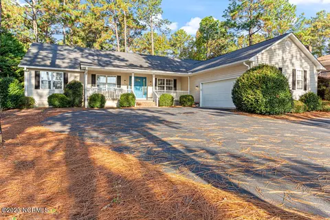 217 Pine Ridge Dr, Whispering Pines, NC 28327