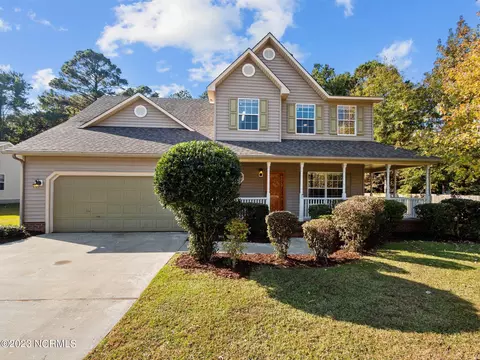 105 Trenton Pl, Jacksonville, NC 28546