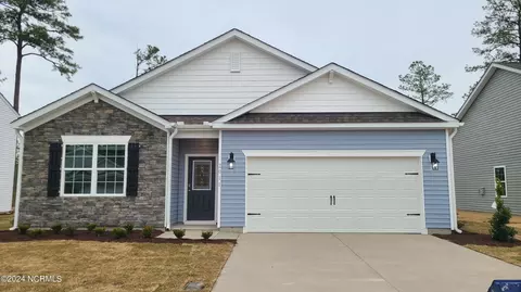 2011 Ella Bengel Dr, New Bern, NC 28562