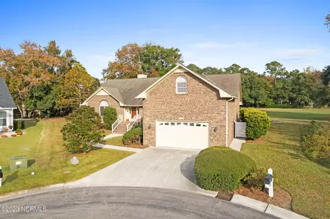 1668 E Magnolia Ct SW, Ocean Isle Beach, NC 28469