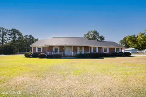 273 Country Canyon Dr, Rockingham, NC 28379