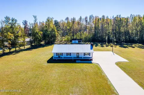 741 Corn Mill Rd, Beulaville, NC 28518