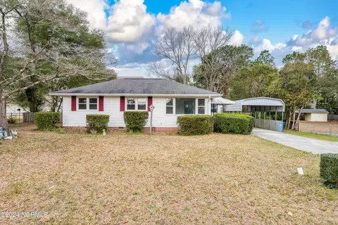 615 Francis Marion Dr, Wilmington, NC 28412