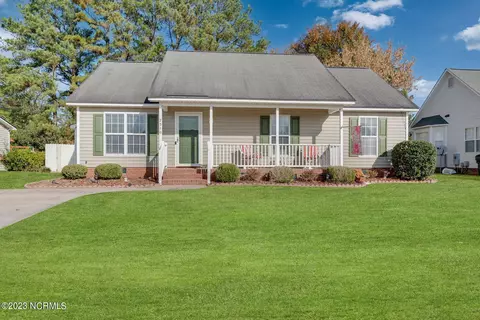 2310 Wedgewood Dr, Winterville, NC 28590