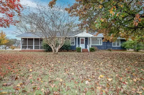 2600 Burtus Dr, Goldsboro, NC 27534