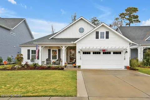 2416 Lakeside Cir, Wilmington, NC 28401