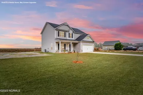 803 E Warner Ct, Hubert, NC 28539 photo 2