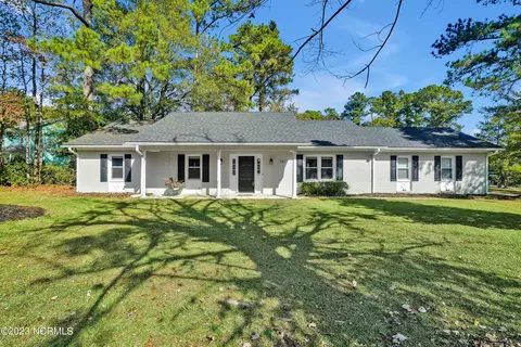 701 Ireland Ct, Jacksonville, NC 28546