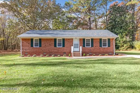 506 Huntington Rd, Tarboro, NC 27886