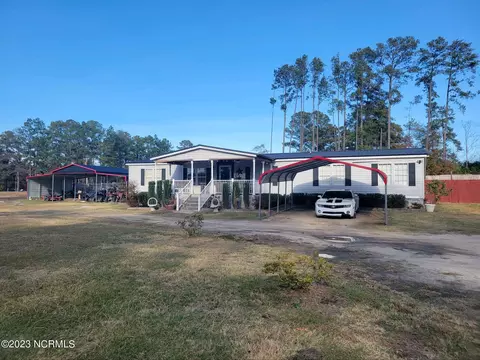 157 Charles St, Hamlet, NC 28345 photo 3
