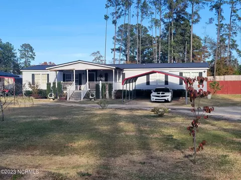 157 Charles St, Hamlet, NC 28345 photo 4