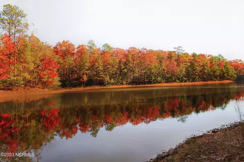 109 Palomino Rd, Carthage, NC 28327