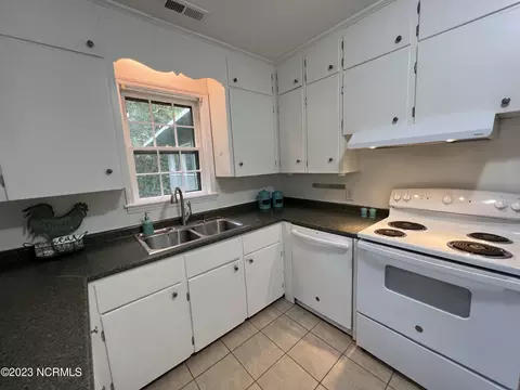 1007 E Main St, Aberdeen, NC 28315 photo 14