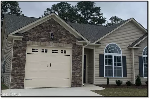 3228 Gordon Dr #B, Greenville, NC 27834