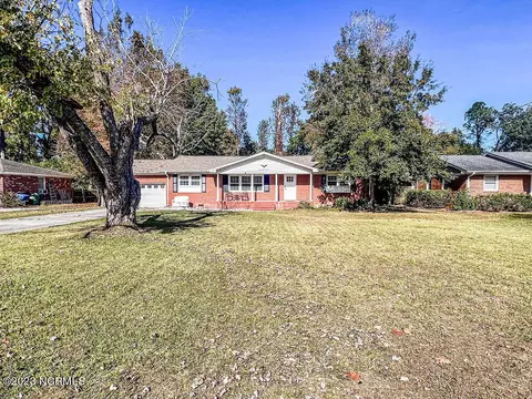 4819 College Acres Dr, Wilmington, NC 28403
