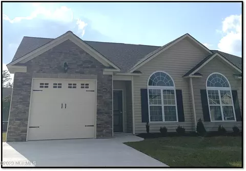 3221 Gordon Dr #A, Greenville, NC 27834