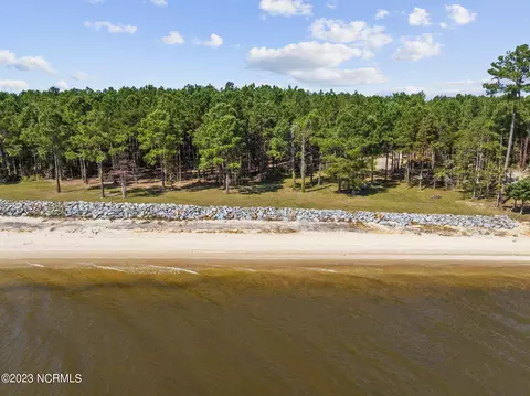4 Sandy Bay Dr E, Oriental, NC 28571 photo 3