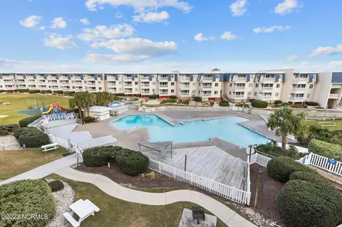 1904 E Fort Macon Rd #319, Atlantic Beach, NC 28512