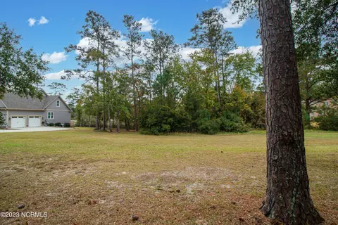65 Oyster Shoals Ct SW, Supply, NC 28462