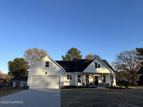 1814 Middleton Rd, Goldsboro, NC 27530