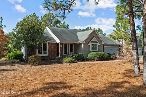 155 Sakonnet Trl, Pinehurst, NC 28374 photo 2