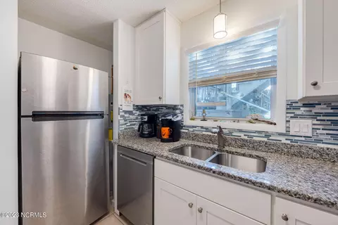 700 W First St #D12, Kill Devil Hills, NC 27948 photo 14