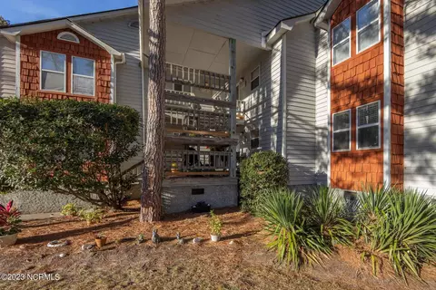 700 W First St #D12, Kill Devil Hills, NC 27948 photo 31