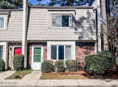 616 Cobblestone Dr, Wilmington, NC 28405