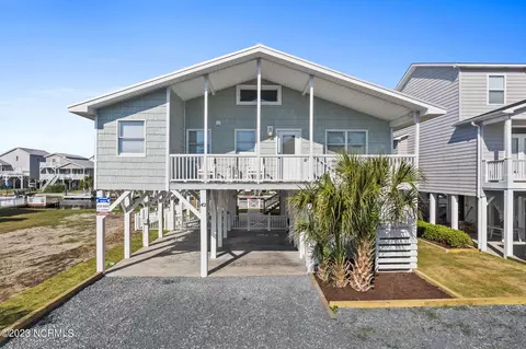 42 Concord St, Ocean Isle Beach, NC 28469
