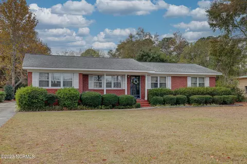 405 Mohican Trl, Wilmington, NC 28409