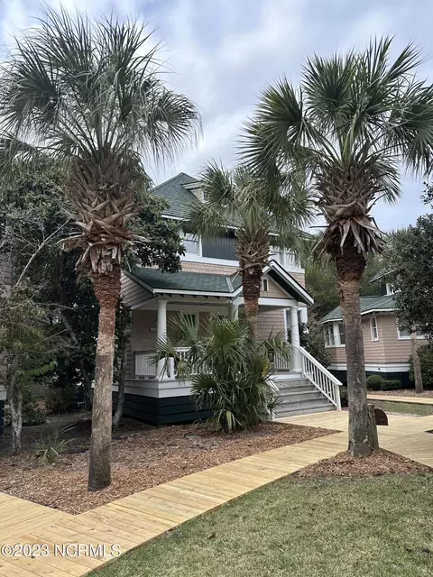 30 Earl Of Craven Ct #E, Bald Head Island, NC 28461