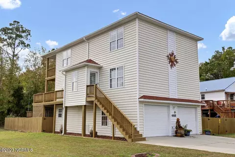 468 Chadwick Acres Rd, Sneads Ferry, NC 28460