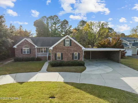 301 Barbara Dr, New Bern, NC 28562