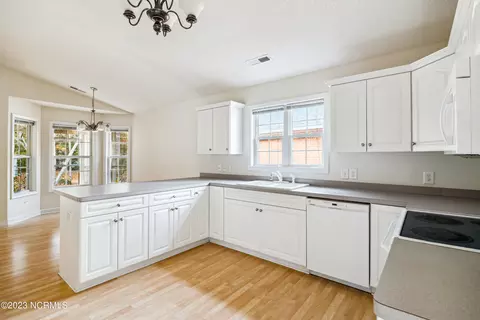 675 Pinehurst Trace Dr, Pinehurst, NC 28374 photo 8