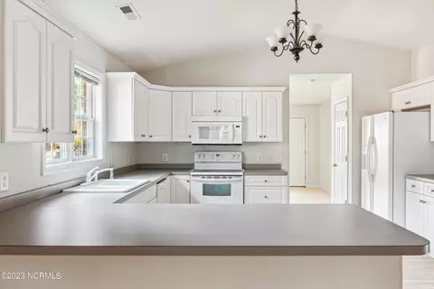 675 Pinehurst Trace Dr, Pinehurst, NC 28374 photo 11